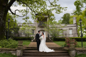 bride and groom huntsville wedding photographer